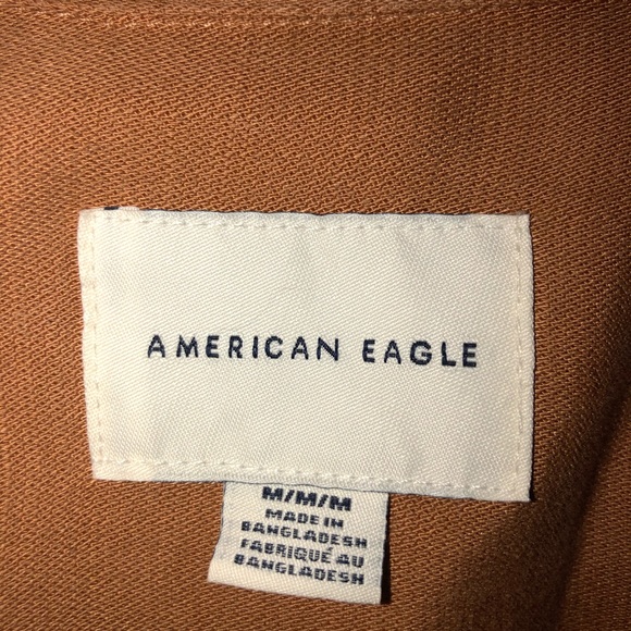 Button down - Picture 2 of 2